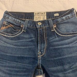 ARIAT jeans